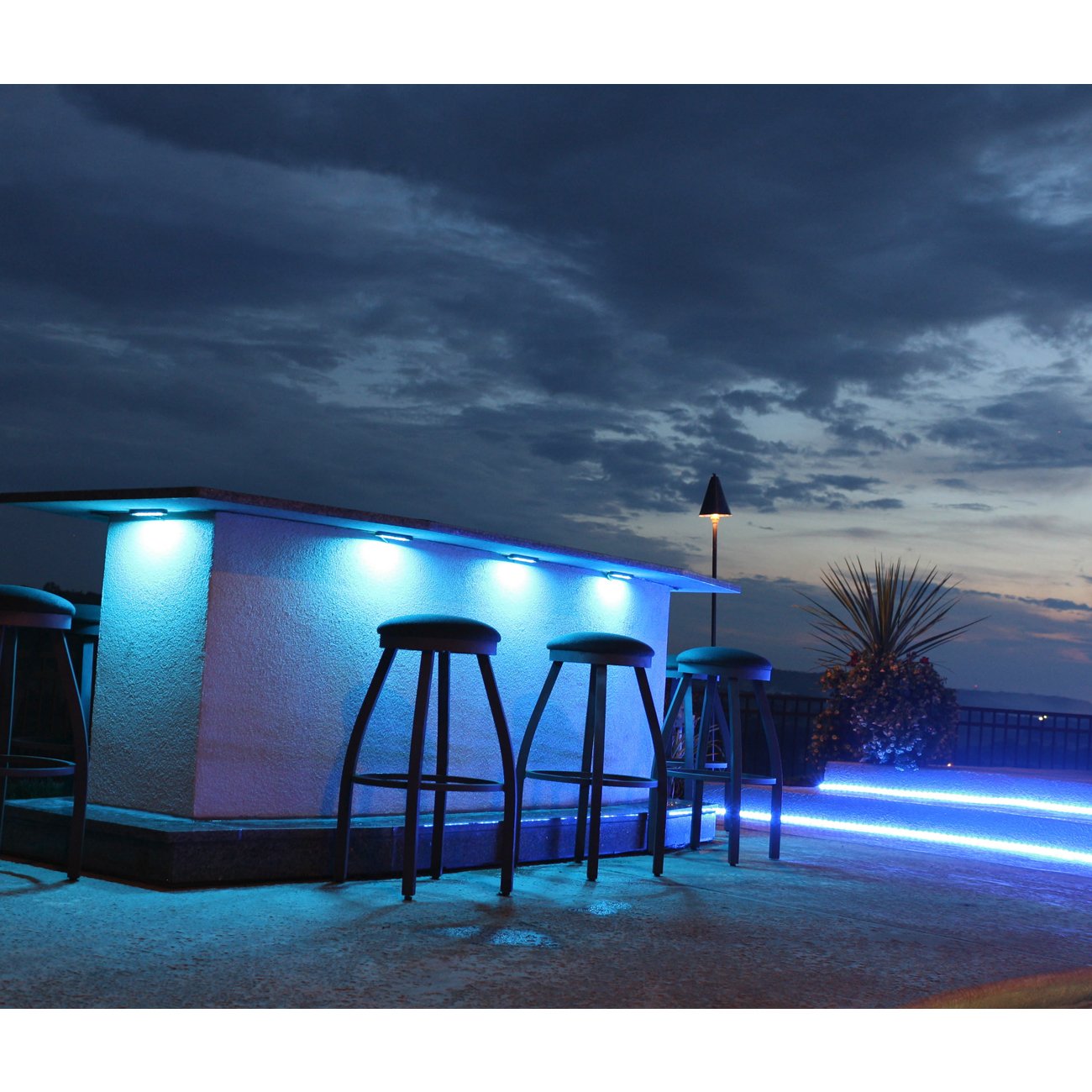 Full Color WiFi LED Tiki Torch Light Tiki Light Haven Lighting